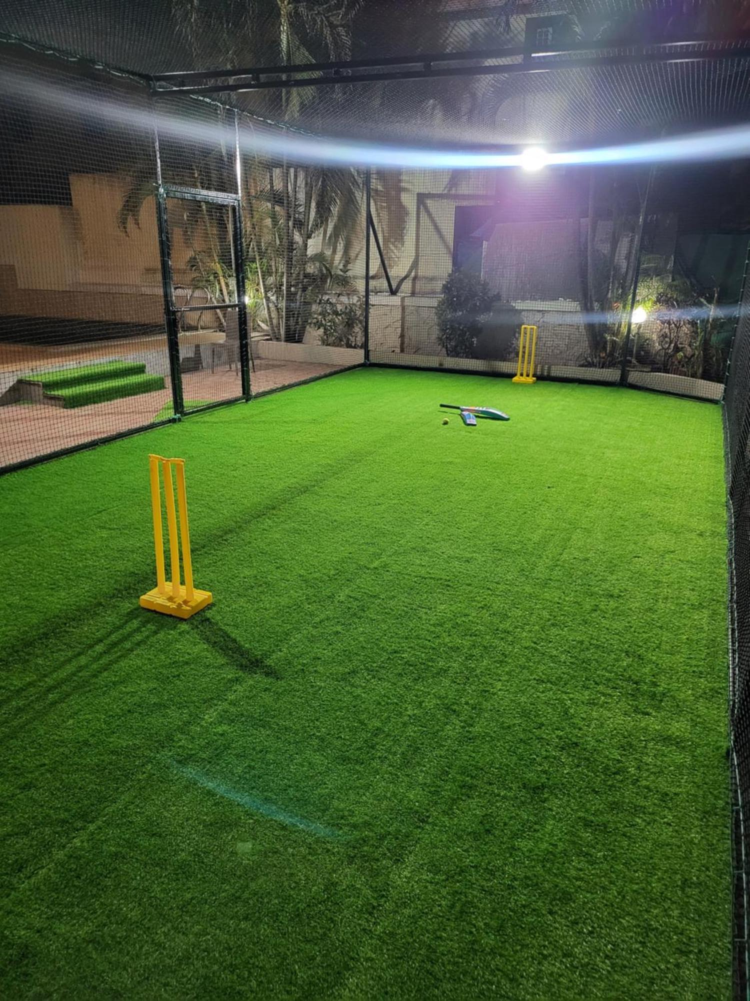 The Perfect Stays Para Disco Big Pool Cricket Turf Villa Lonavala Exterior foto