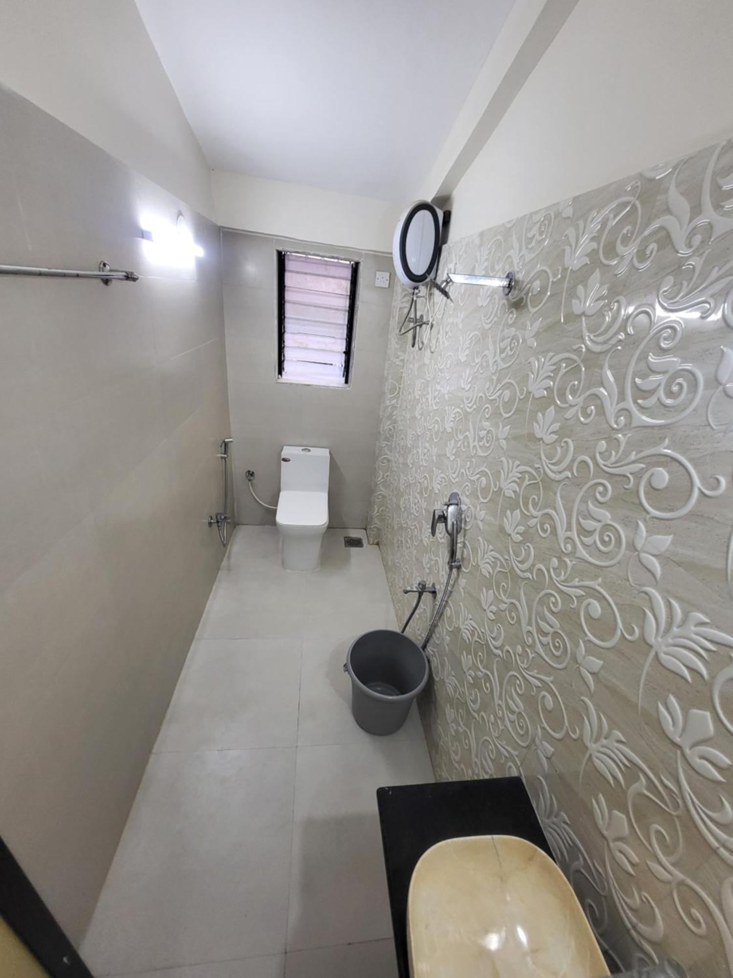 The Perfect Stays Para Disco Big Pool Cricket Turf Villa Lonavala Exterior foto
